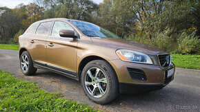 Volvo XC60 D5 (158kW) AWD Summum 4X4 - ODPOČET DPH