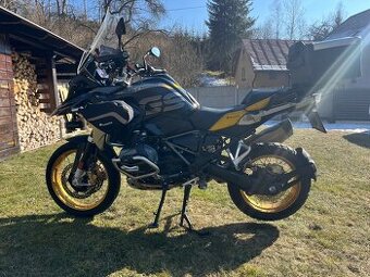 BMW R1250GS