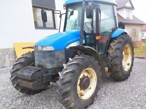 Traktor New Holland TD80D