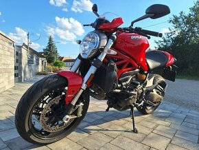 Ducati monster 821