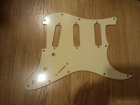 Pickguard stratocaster 3-ply Harley benton