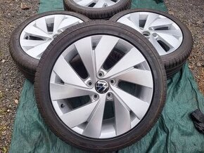 Letní kola Volkswagen Golf 225/45 R17 Dunlop