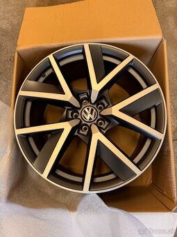 ORIG.VW TOUAREG R20 R-line BRAGA 5x112 TOUAREG R-line R20