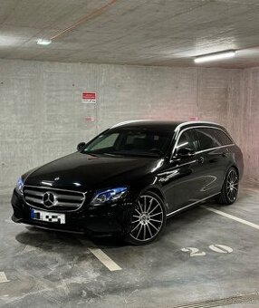 Mercedes-Benz E 300d W213