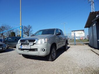 Toyota Hilux DC 2.5 I D-4D Terra - 1