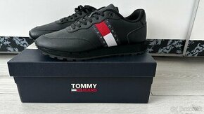 Nové pánske,kožené sneakersy Tommy HILFIGER - veľkosť č.40