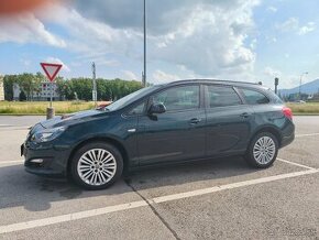 Opel Astra ST Combi 103kw Manuál