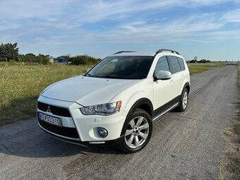 Mitsubishi Outlander 2.2 DI-D Intense