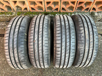 Predám sadu letných pneu Goodyear EfficientGrip 185/60 R14