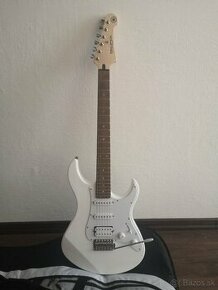 yamaha pacifica 012 white