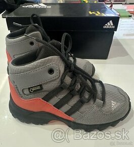 Predam detske turisticke topanky Adidas velk 25,5 - 1