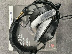 Beyerdynamic DT 770 PRO 25O Ohm