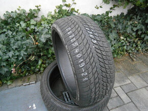 Predám 2x zimné pneu Nokian 225/40 R19 93VXL