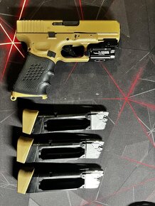 Airsoft Glock 19x CO2 blowback umarex