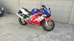 Predám Honda CBR 600 F