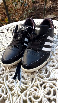 Tenisky adidas vel 40 2/3