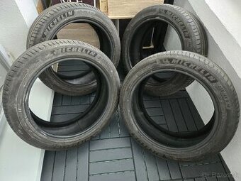 letné pneu Michelin 234/45 R18 - 1