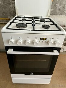 Kombinovany sporak Electrolux EKK 54553OW