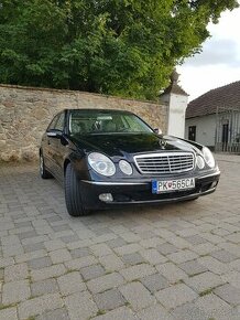 Mercedes-Benz W211 E500 4-Matic