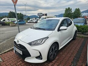 Toyota Yaris 1.5 Dynamic Force, Style, 5/2024, 14500 km