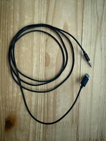 APPLE LIGHTNING / 3,5 MM AUDIO KÁBEL 1,2 M