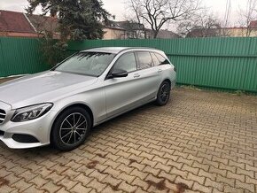 Mercedes C trieda 220 d 4matic 9G