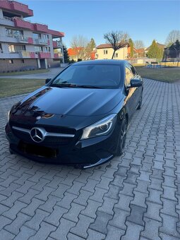 Mercedes Benz CLA 180 - 1