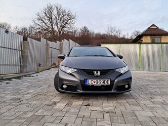 Predám Honda civic 1.4 benzin - 1