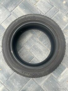 Yokohama bluearth winter v996 225/50 r17