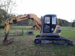 Minibager bager Komatsu PC 75 7.5T