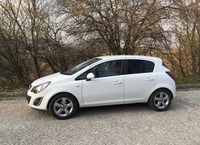 OPEL CORSA 1.2 16V limitovaná verzia SPORT