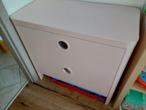 Skriňa a komoda busunge Ikea