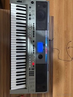 Yamaha psr 443