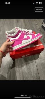 Nike dunk low pink