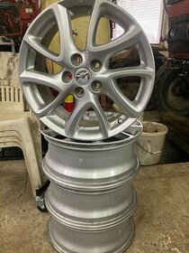 ALU Mazda 17"x 6,5  ET52,5