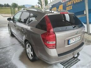 Kia Ceed 2011