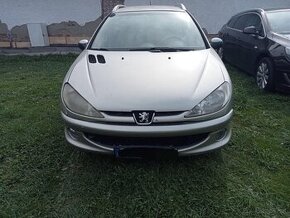 Rozpredám Plne Funkčný Peugeot 206SW 1.4HDI