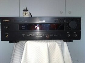 Yamaha receiver HTR - 5550