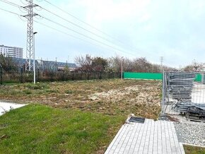 Prenájom pozemku 675 m2 - odstavná plocha. Rampová 5, Košice - 1