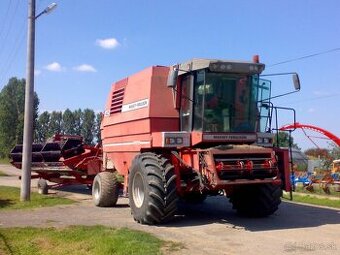 Obilný kombajn MASSEY FERGUSON 40RS - 1