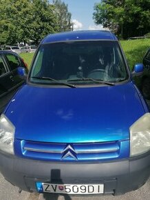 Predám Citroën berlingo r.v 2006 2hdi