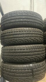 Predám zimné pneumatiky 215/60 R17