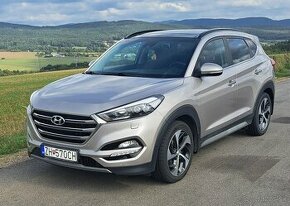 Hyundai Tucson 1,7 crdi PREMIUM - 1