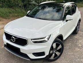 VOLVO XC40 MOMENTUM D3 AUTOMAT