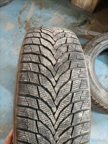 235/65R17