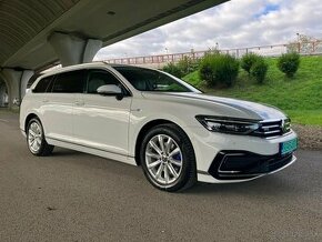 Passat Variant GTE 1.4 TSI ACT DSG