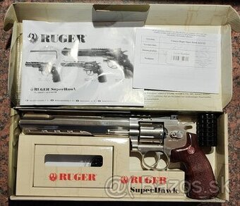 Ruger superhawk 8" nikel