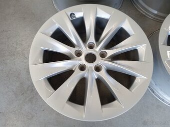 4ks ALU 5x120 R19 8J ET40 Original TESLA MODEL S