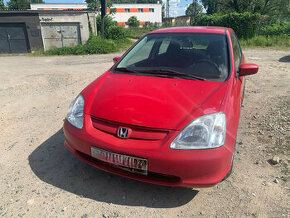 Predam Hondu Civic r. 2003