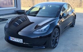 TESLA MODEL 3 PERFORMANCE 11/2022 9000KM